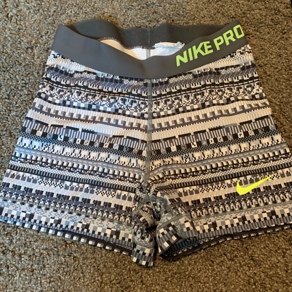 Nike Pro’s